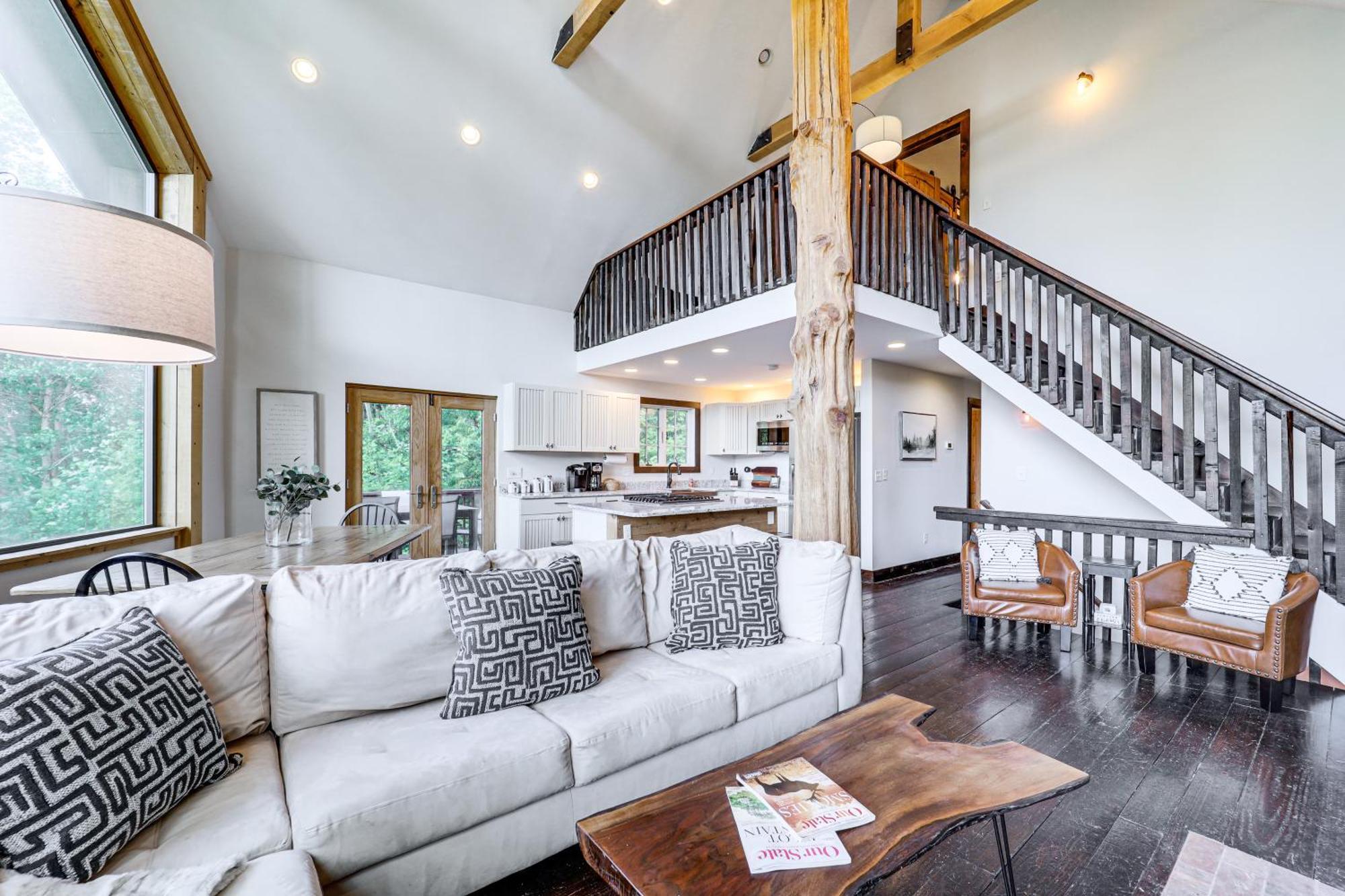 Luxe Appalachian Mountain Cabin With Hot Tub, Views Warrensville Luaran gambar
